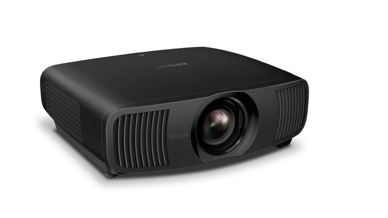 Epson_EH-LS9000B_MProdShot#1