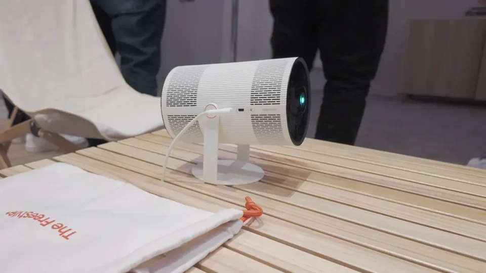 Samsung Freestyle Plus CES2026-2