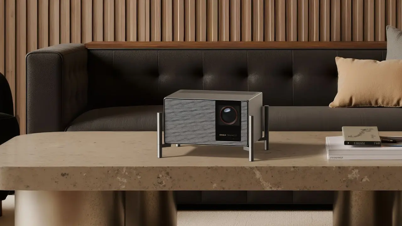 XGIMI Titan Noir Max - Projector Reviews - Images