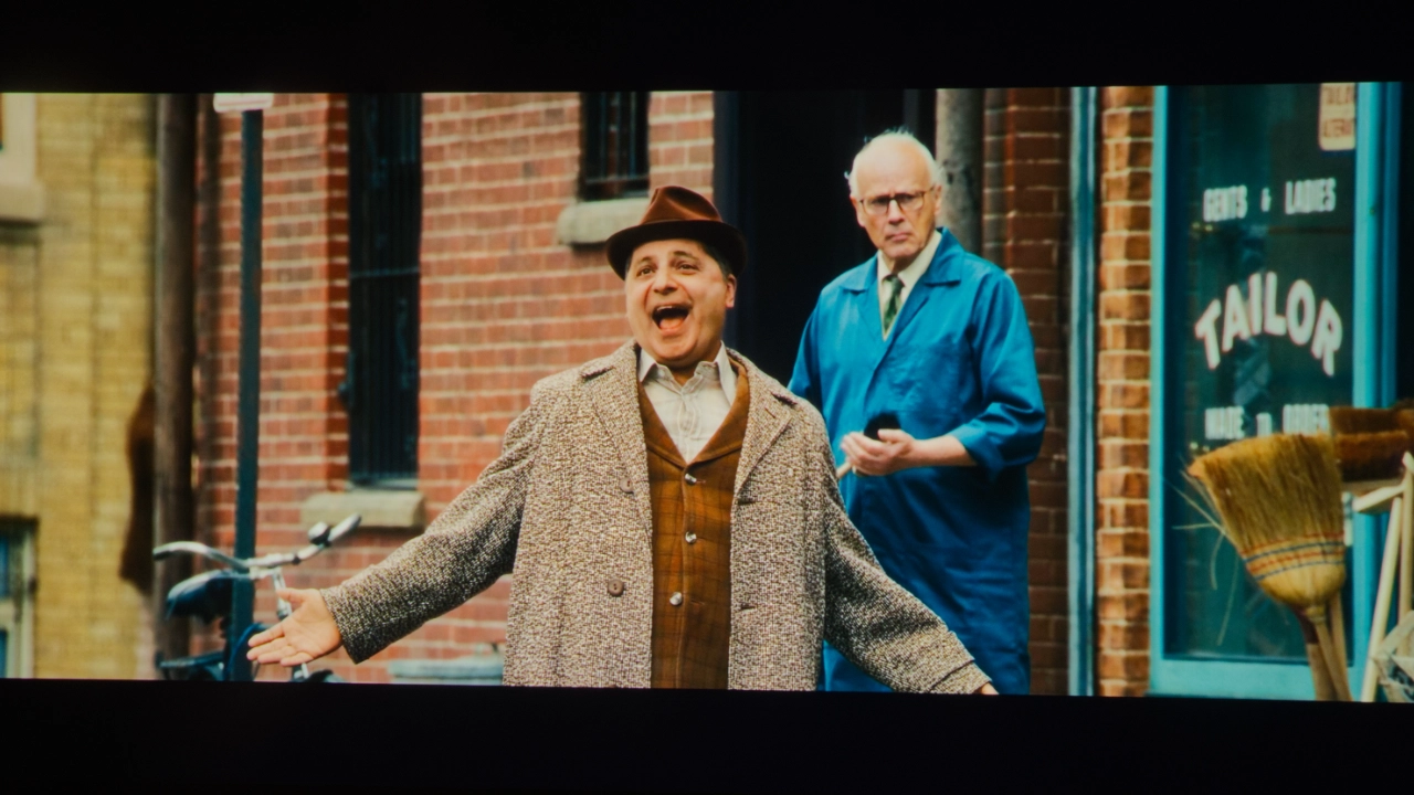 Epson_EH-LS9000B_HDR#11