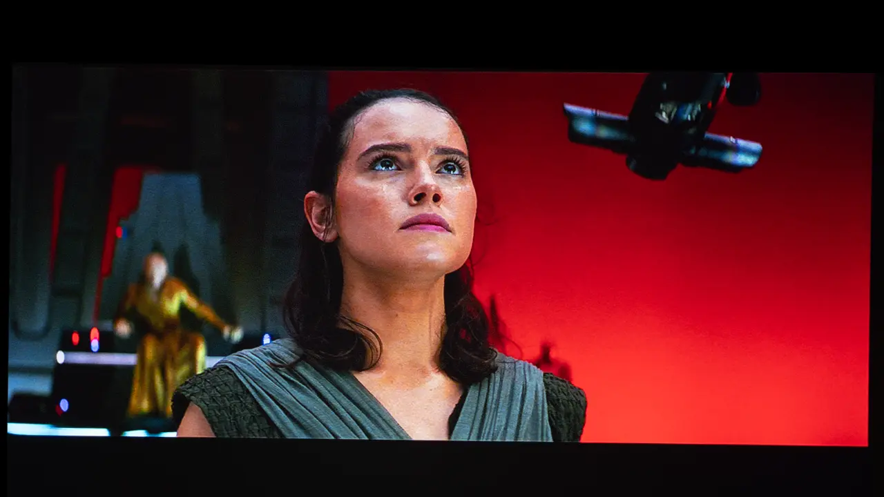 TCL PlayCube Color - Projector Reviews - Images