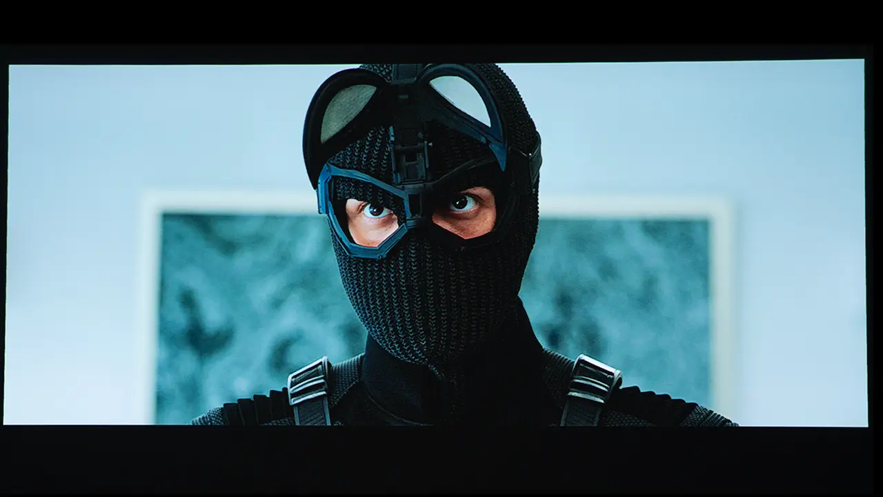 TCL PlayCube Contrast - Projector Reviews - Images