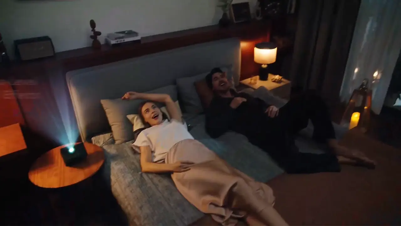 TCL PlayCube Lifestyle - Projector Reviews - Images