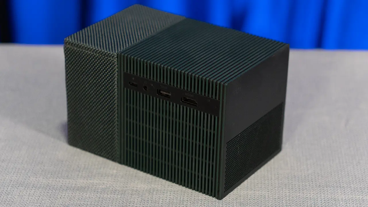 TCL PlayCube Projector - Projector Reviews - Images