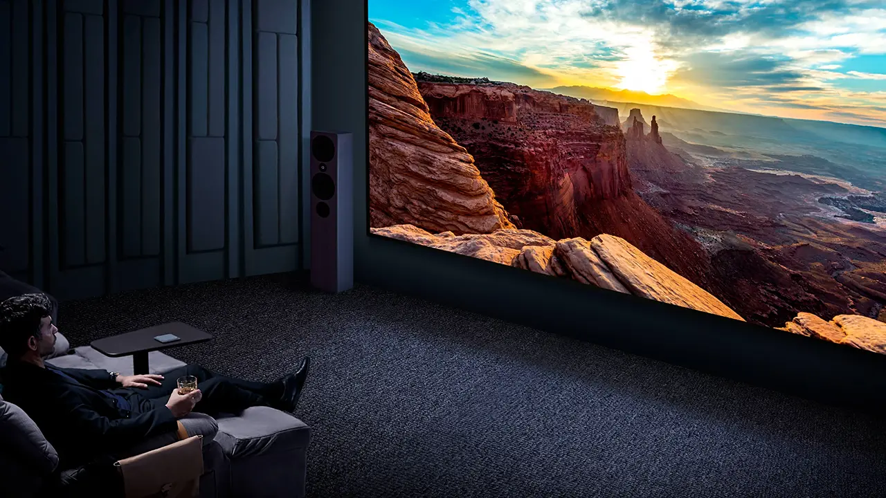 BenQ W5850 Lifestyle - Projector Reviews - Images