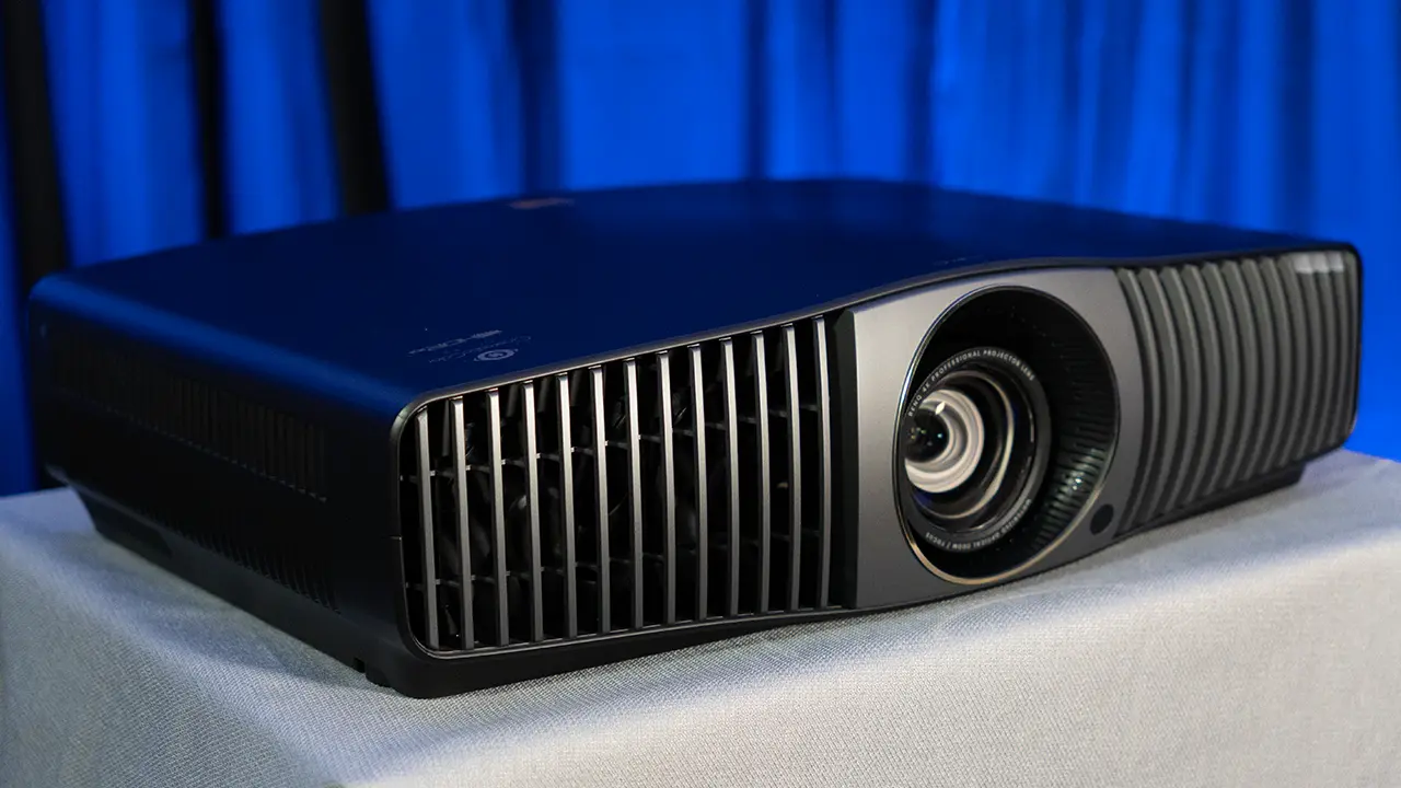BenQ W5850 Projector - Projector Reviews - Images