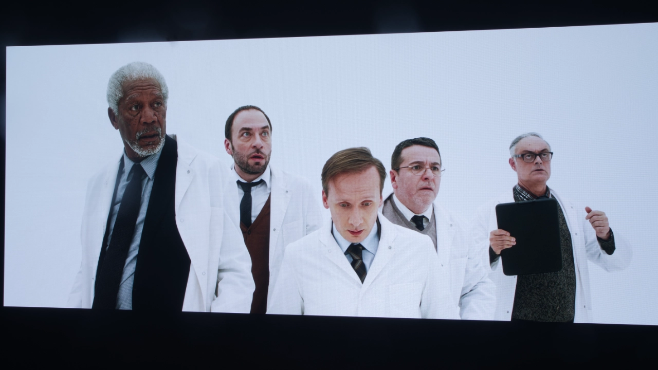 VisionMaster Max Brightness - Projector Reviews - Images