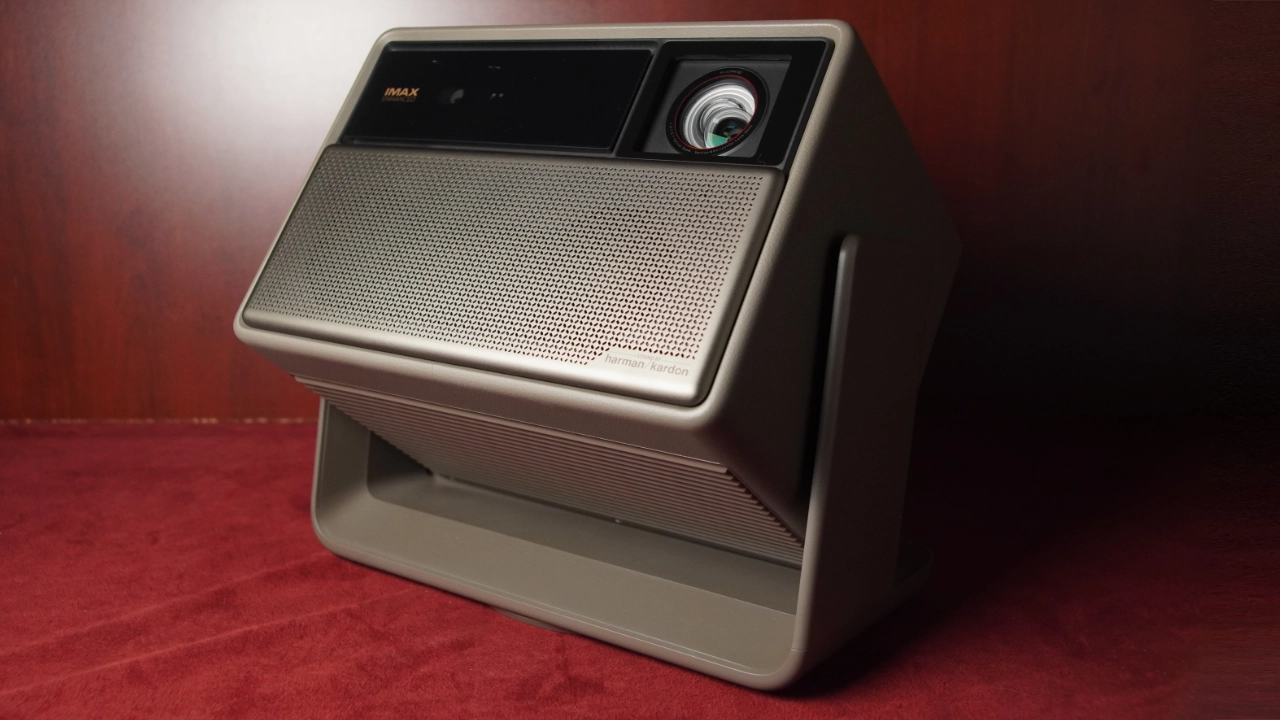 XGIMI_Horizon_20_Max_PJBProdShot#7