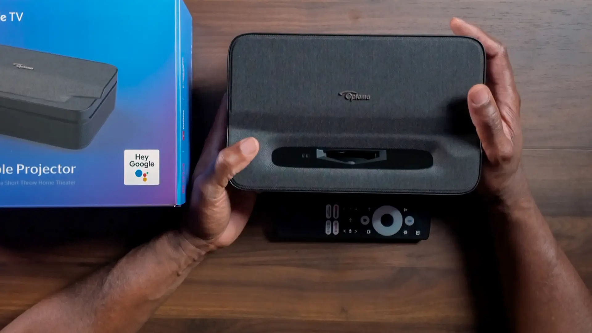Optoma Photon-Go-Sample-Lifestyle-4