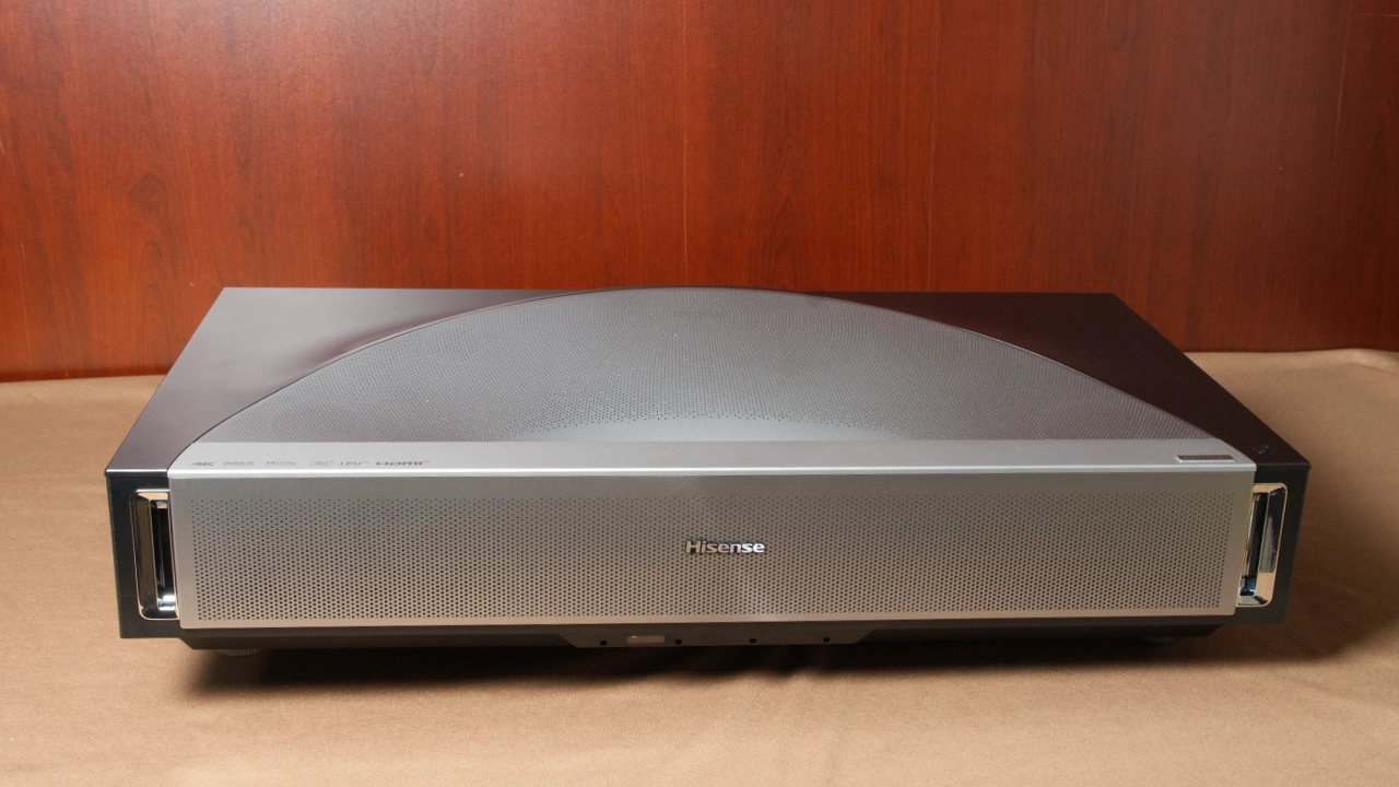 Hisense_PX4-PRO_PJBProdShot#1